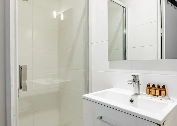 アパート G # # 2people # Voltaire # Stambroise