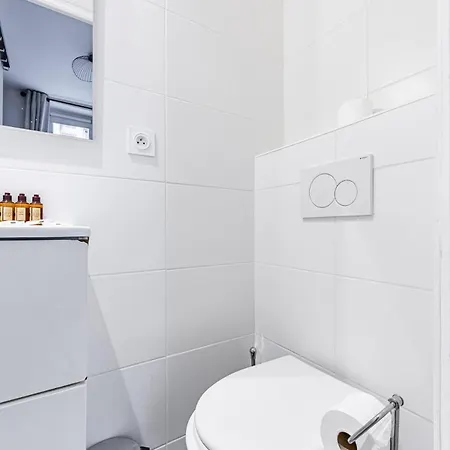 G # # 2people # Voltaire # Stambroise Apartament