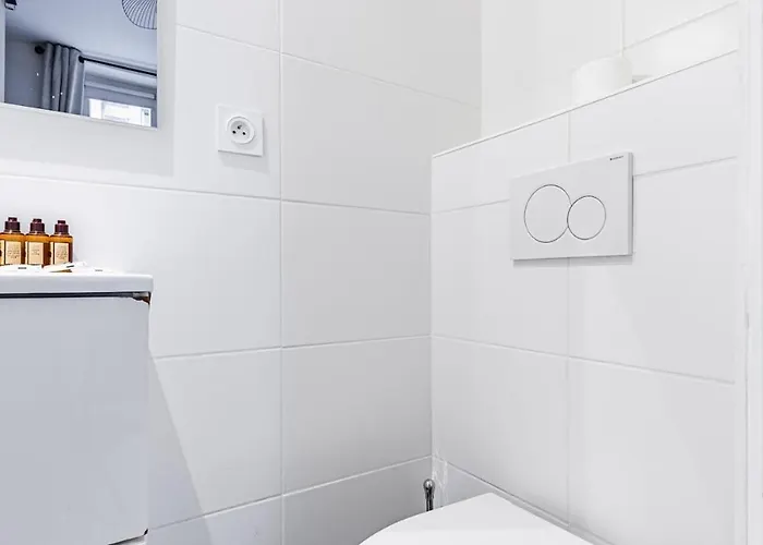 G # # 2people # Voltaire # Stambroise Apartament